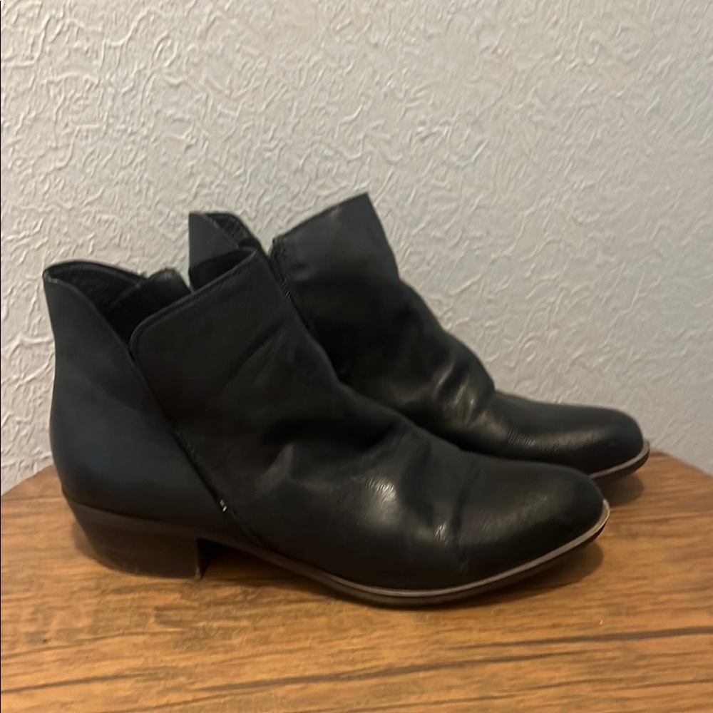 Lucky Brand Black Leather Women’s Shoes